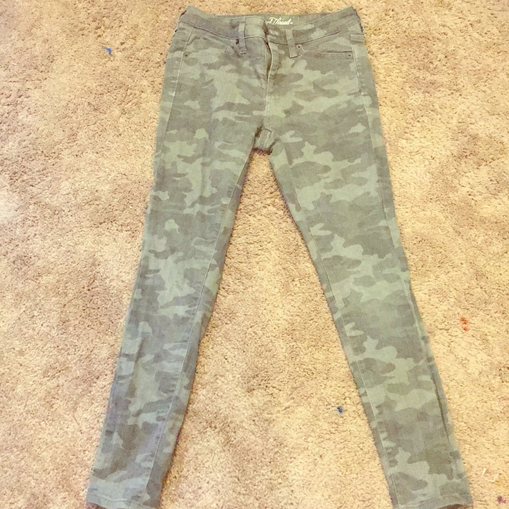 camo jeans